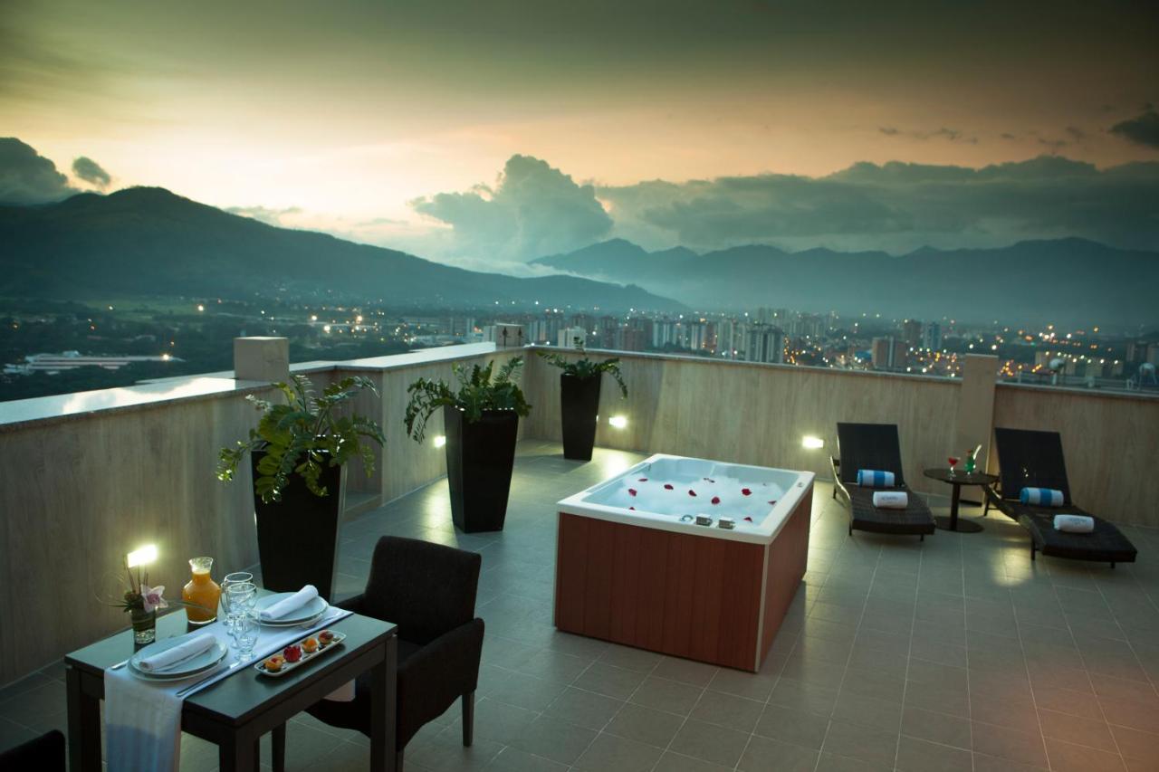 Hotel Hesperia Wtc Valencia Exterior foto