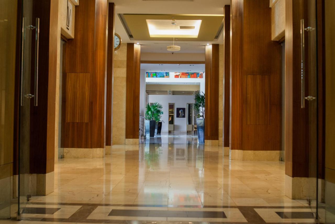 Hotel Hesperia Wtc Valencia Exterior foto