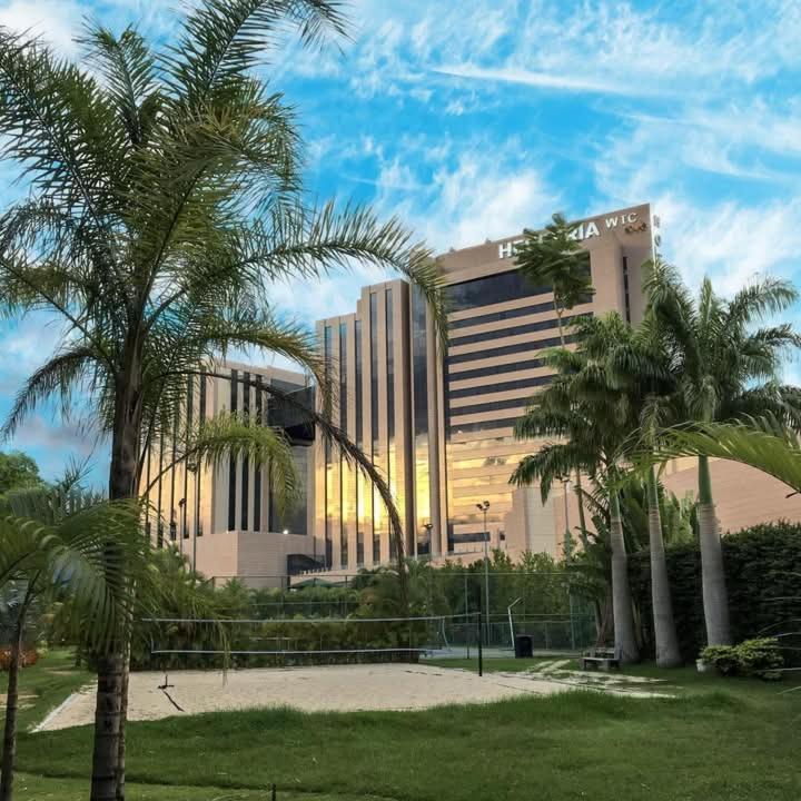 Hotel Hesperia Wtc Valencia Exterior foto